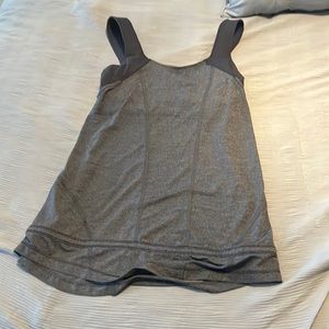 Lululemon top